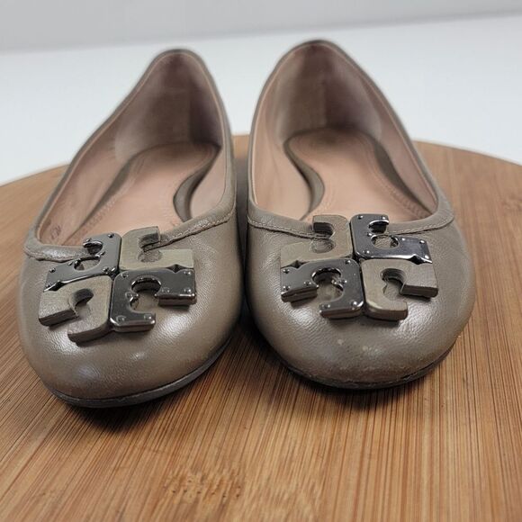 Tory Burch Women's Lowell Leather Logo Ballerina Flats Fango Size 6.5 - Picture 3 of 12